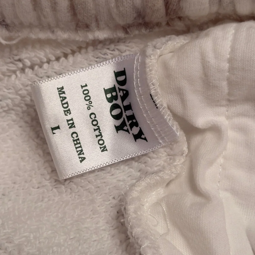 Dairy Boy Women's camo Shorts - White and Pink - Picture 7 of 7